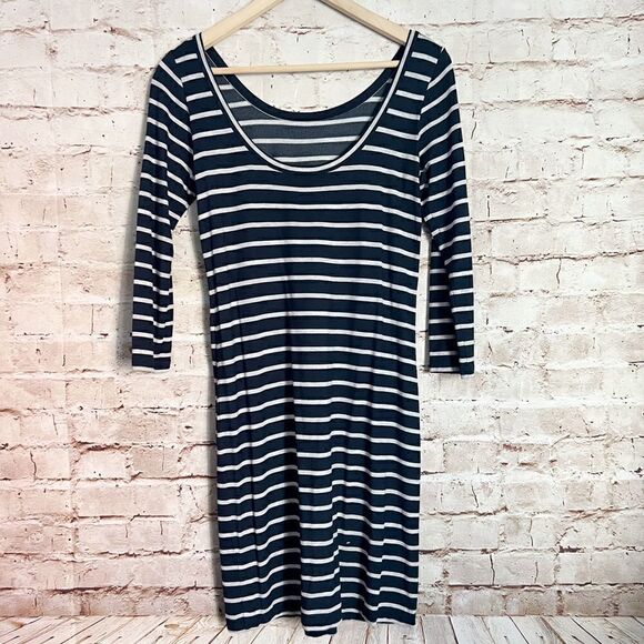 Club Monaco striped knit shirt dress - Picture 6 of 6